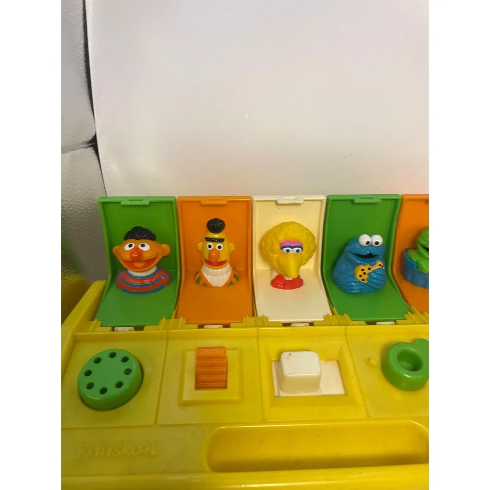 VINTAGE PLAYSKOOL POPPIN' PALS SESAME STREET MUPPETS POP UP LEARNING TOY 1985